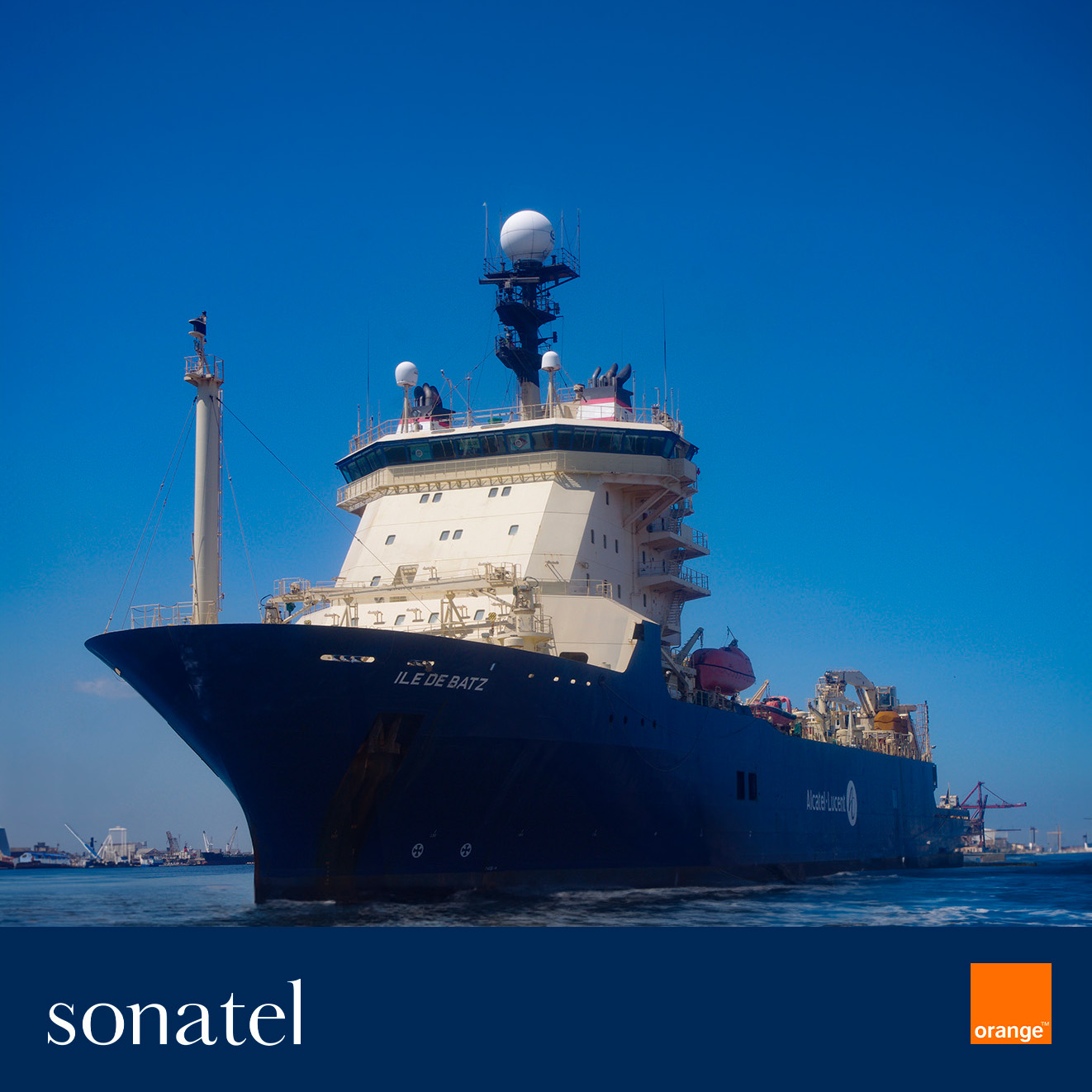 Adjudicataire du consortium 2Africa pour la construction de la station d’atterrissement, Sonatel accueille le navire câblier pour la pose du câble 2Africa de la branche Dakar